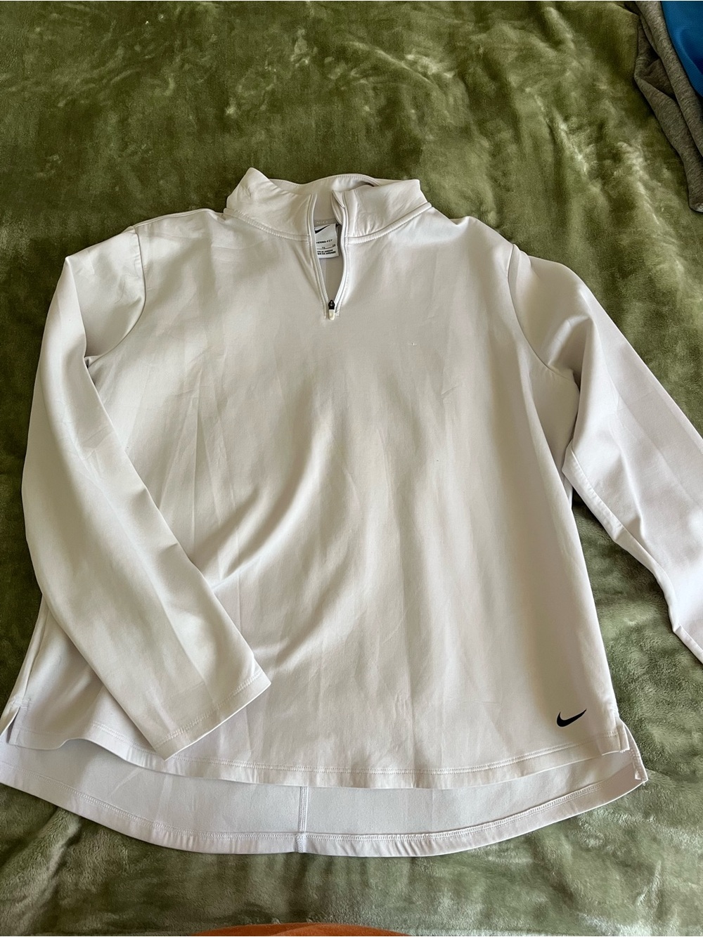 Nike White Quarter-Zip Pullover with Black Swoosh XL